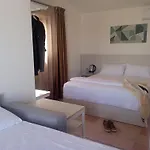 Q 4*