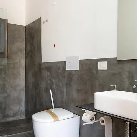 Q Hotel 4*