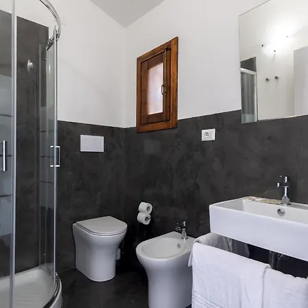Q Hotel 4*